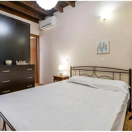 Будинок відпочинку Unique Кос