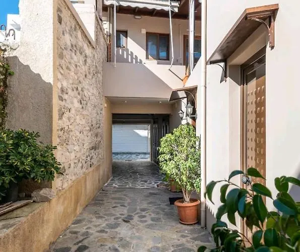 Будинок відпочинку Unique *