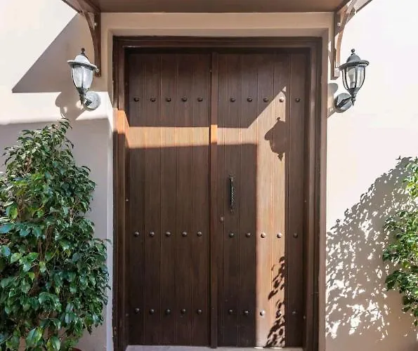 Будинок відпочинку Unique *